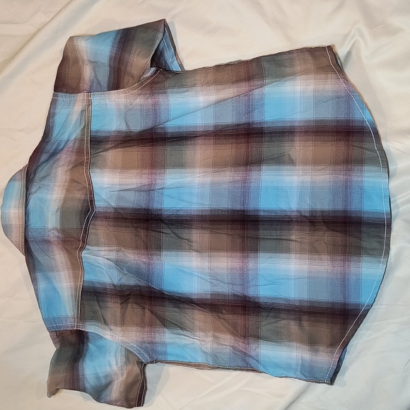 Button down boys shirt - Picture 3 of 3